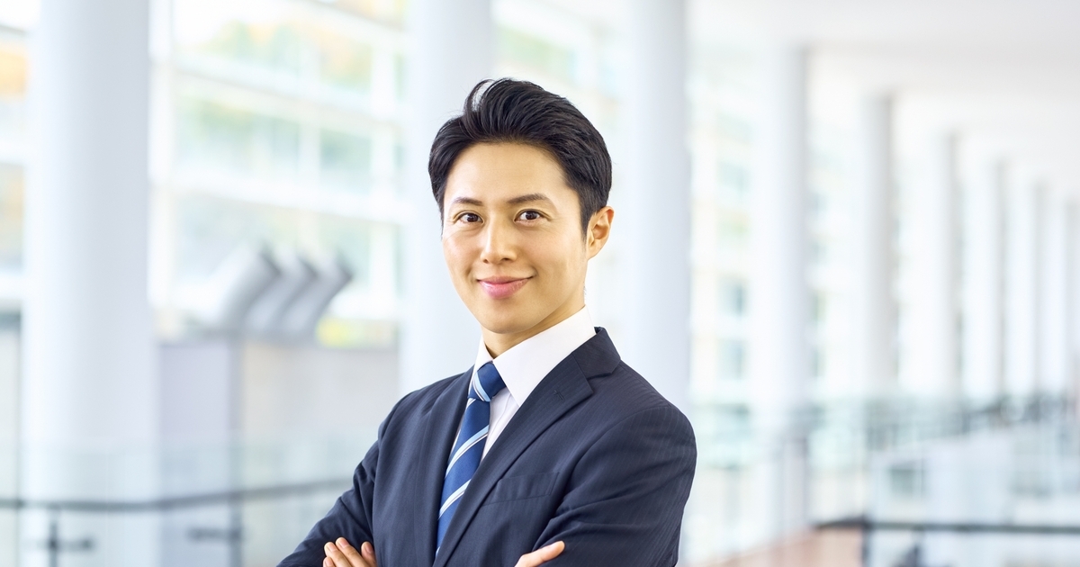 仕事ができそうなビジネスパーソン