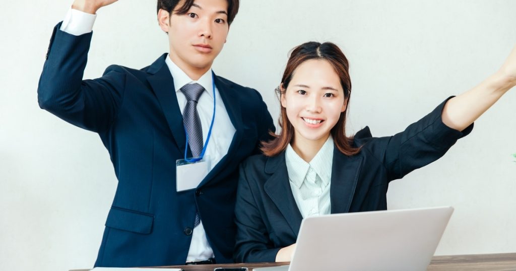 採用しようと意気込むビジネスパーソンたち