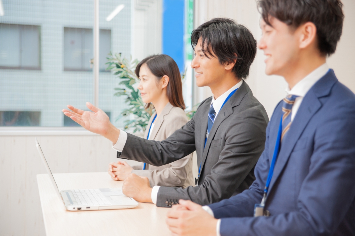 人柄重視の採用手法とは?応募者の性格を見極める方法や面接のコツを解説